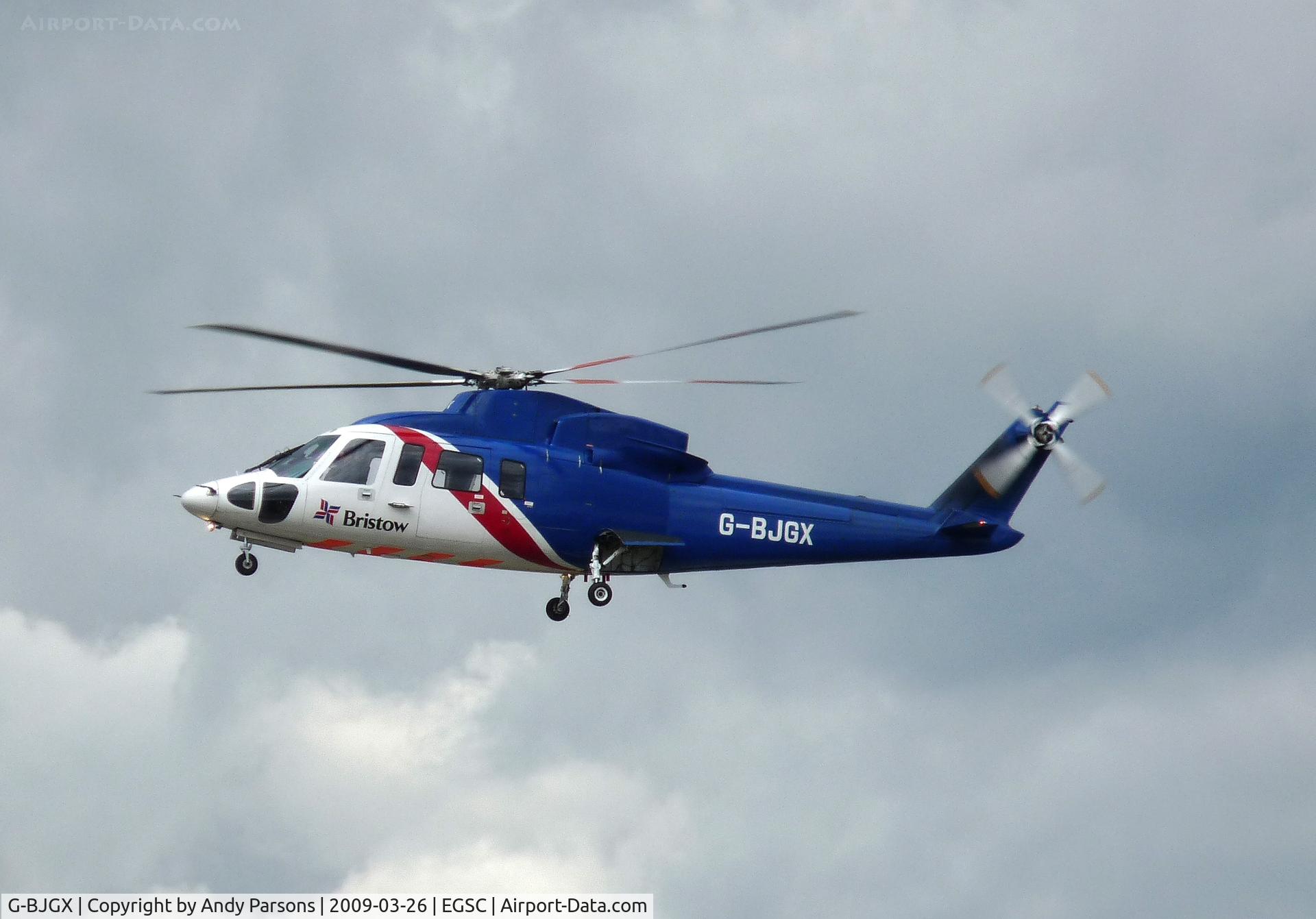 G-BJGX, 1980 Sikorsky S-76A C/N 760026, G-BJGX Landing at Cambridg