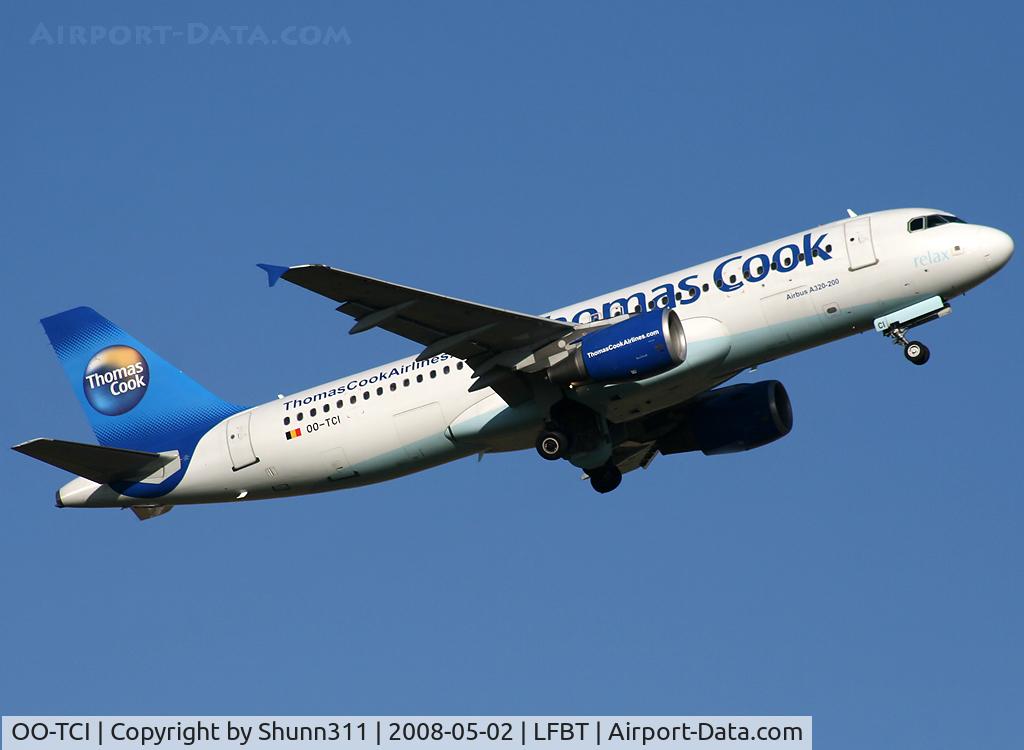 OO-TCI, 2003 Airbus A320-214 C/N 1975, On take off...