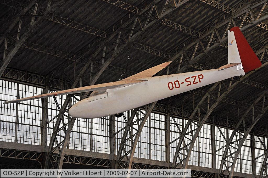 OO-SZP, Schleicher Ka-6CR Rhonsegler C/N 196, at Museum, Brussels