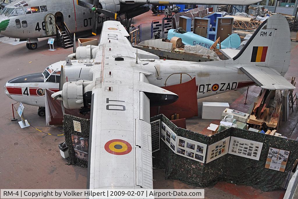 RM-4, 1954 Hunting Percival P-66 Pembroke C51 C/N P66-0021, at Museum, Brussels
