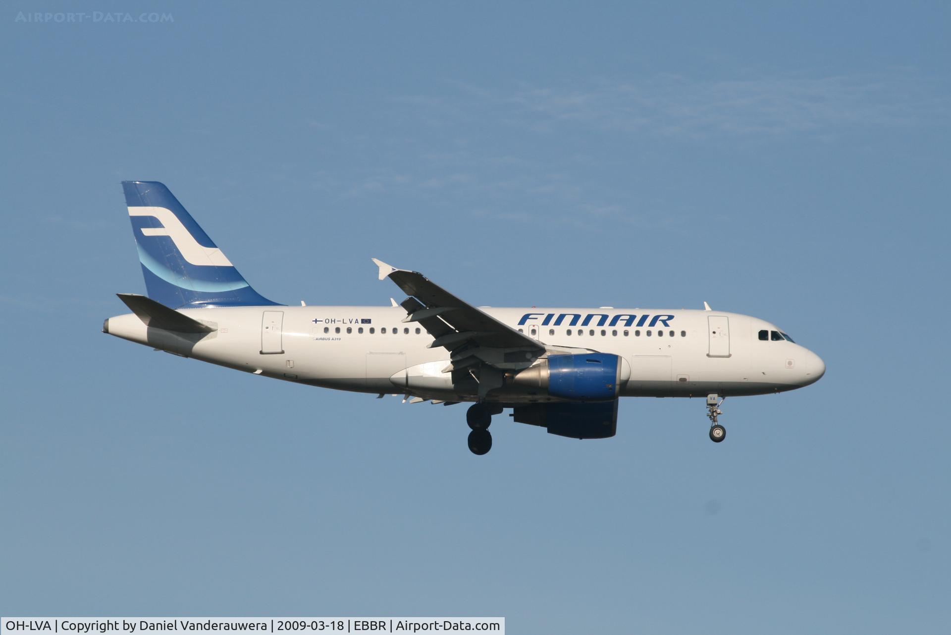 OH-LVA, 1999 Airbus A319-112 C/N 1073, flight AY811 is descending to rwy 02