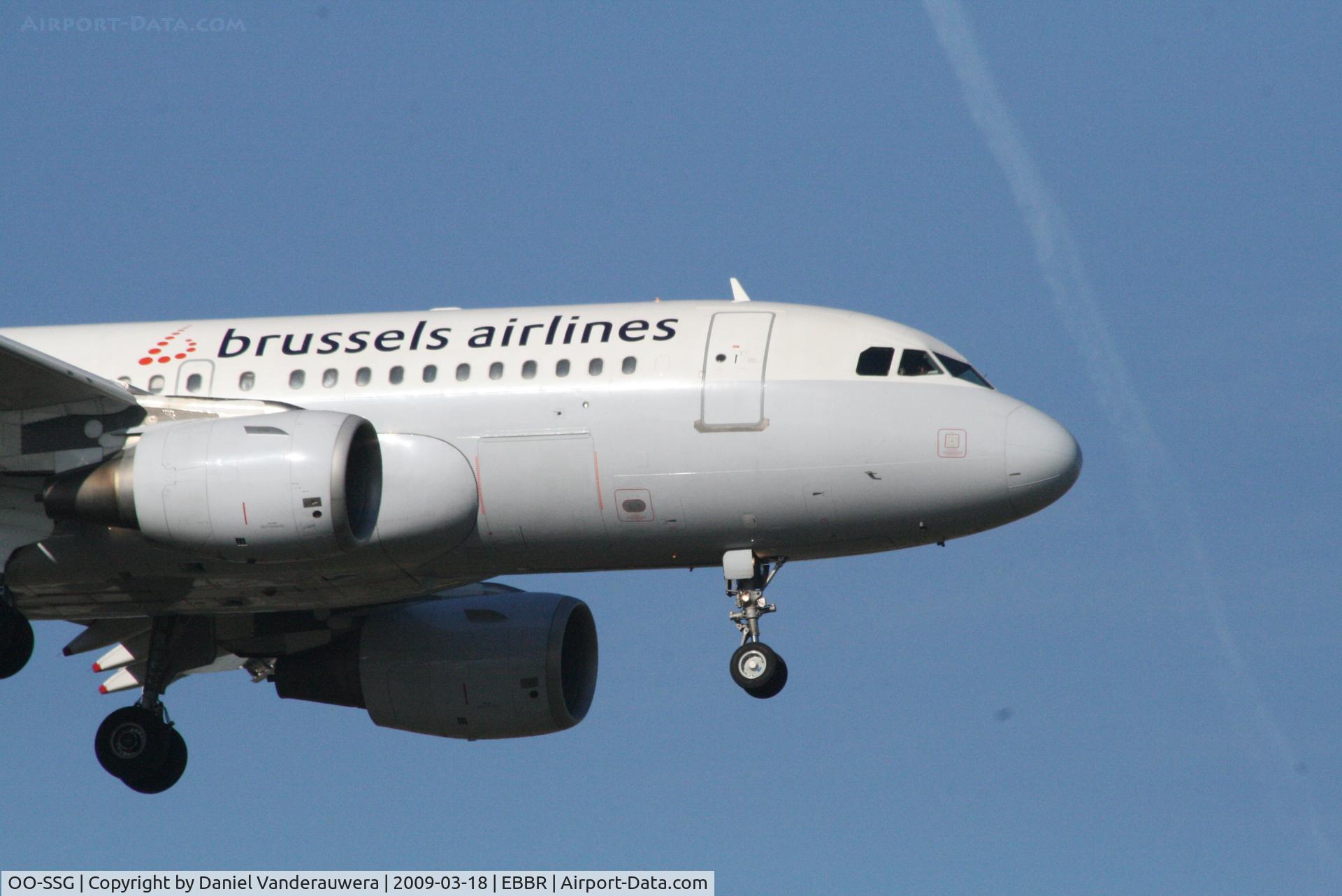 OO-SSG, 2000 Airbus A319-112 C/N 1160, arrival of flight SN2712 to rwy 02