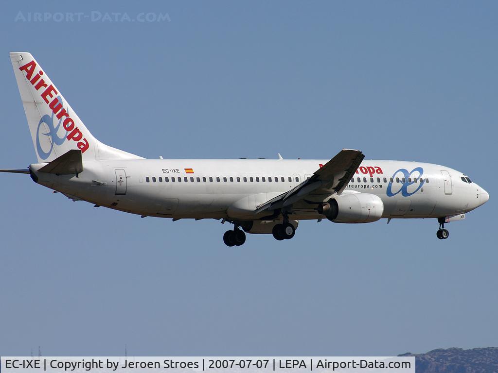 EC-IXE, 2000 Boeing 737-883 C/N 30468, .