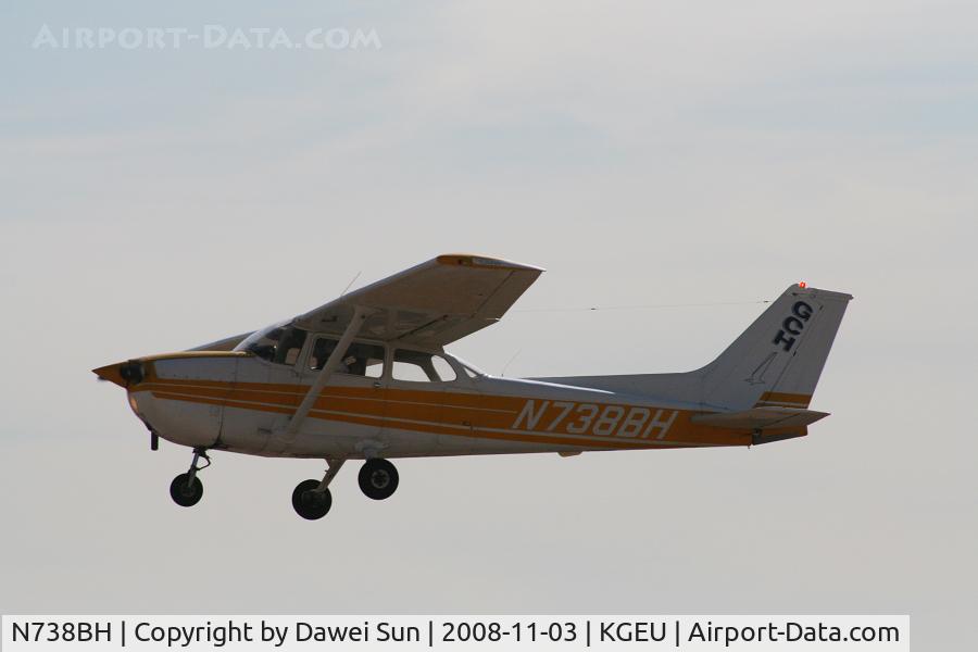 N738BH, 1977 Cessna 172N C/N 17269845, Glendale