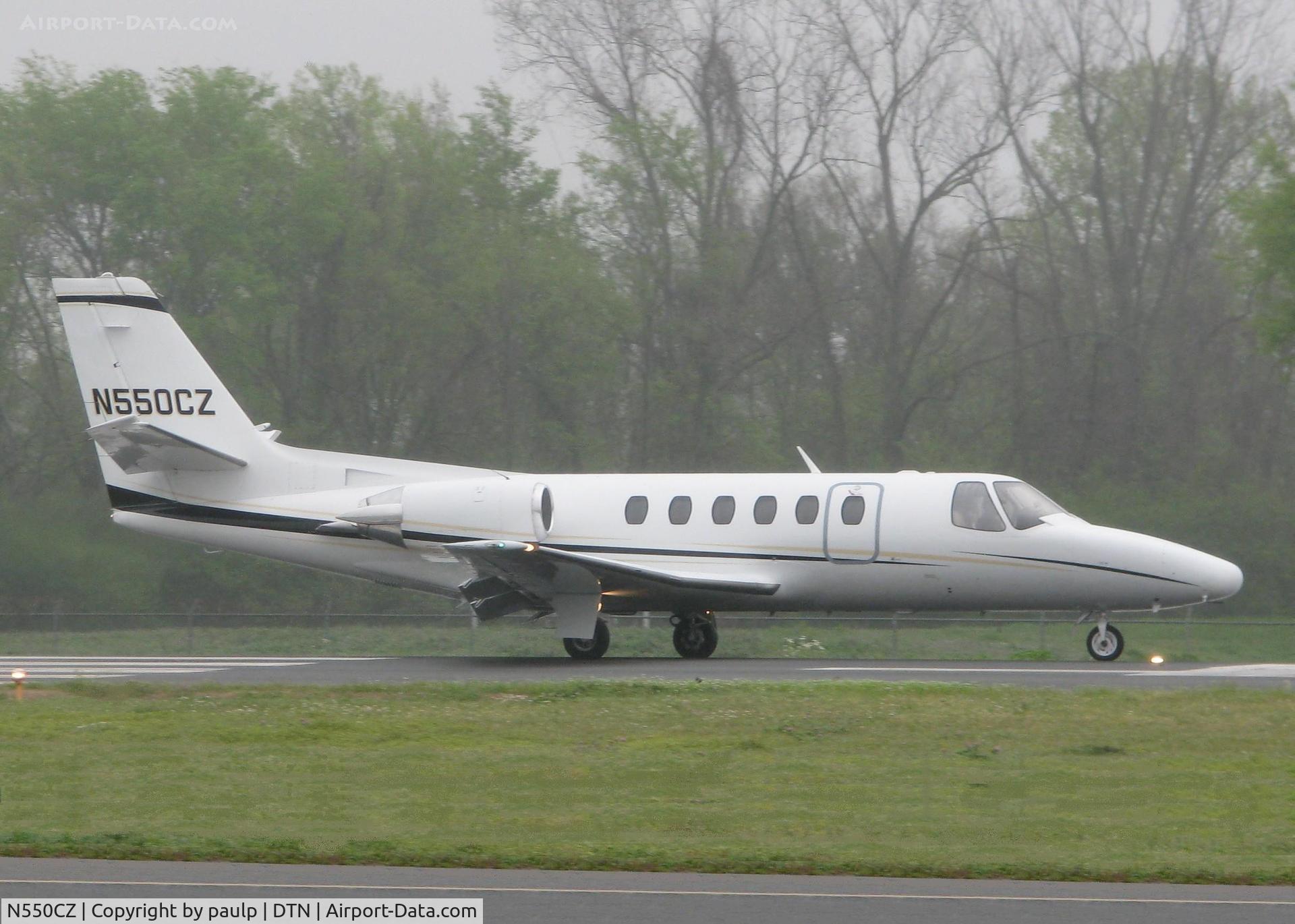 N550CZ, 1987 Cessna S550 Citation IIS C/N S550-0128, Starting to roll for take off on runway 14 at the Shreveport Downtown airport with a dense fog hanging over the area.