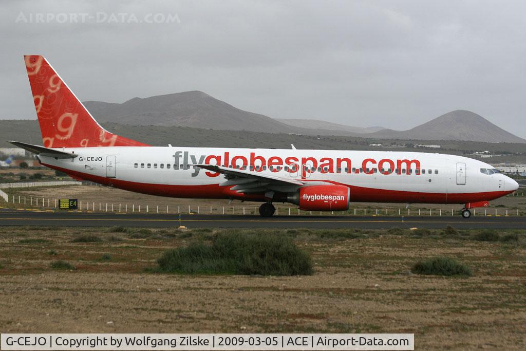 G-CEJO, 2007 Boeing 737-8BK C/N 29643, visitor