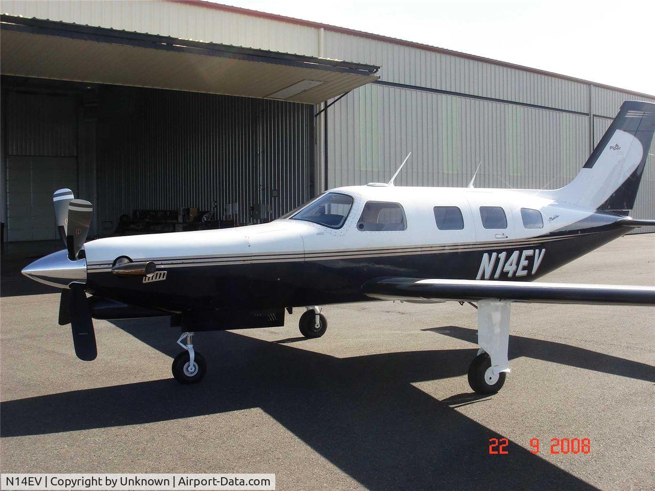 N14EV, 1984 Piper PA-46-310P Malibu C/N 46-8508014, Piper N14EV