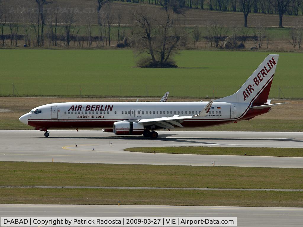 D-ABAD, 2000 Boeing 737-86J C/N 30876, Seems to be Retro Look ... ;-)