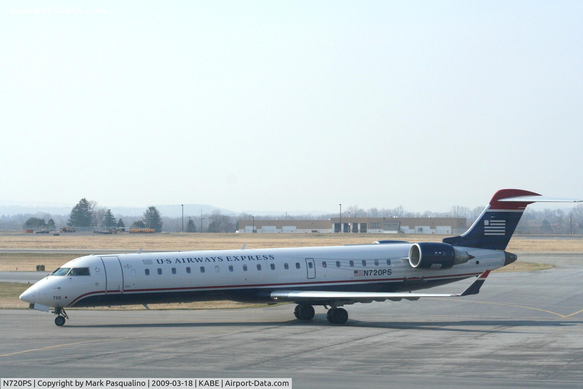 N720PS, 2004 Bombardier CRJ-700 (CL-600-2C10) Regional Jet C/N 10178, CL-600-2C10