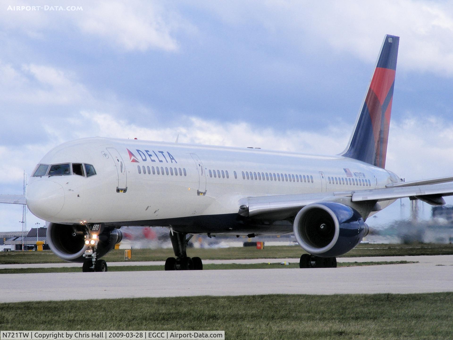 N721TW, 1999 Boeing 757-231 C/N 29954, Delta