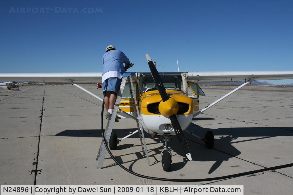 N24896, 1977 Cessna 152 C/N 15280439, C152 @ Blythe