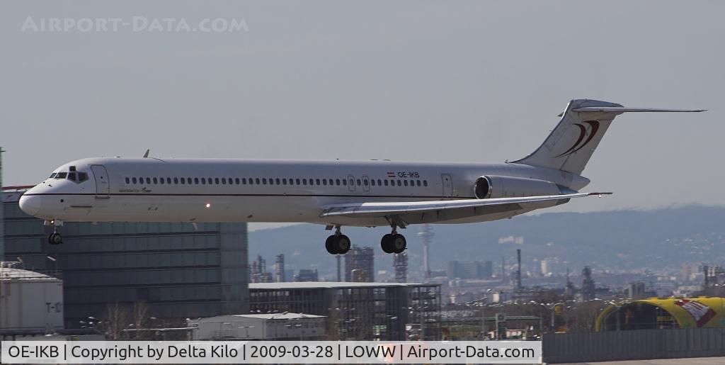 OE-IKB, 1986 McDonnell Douglas MD-83 (DC-9-83) C/N 49448, MAP-JETS
