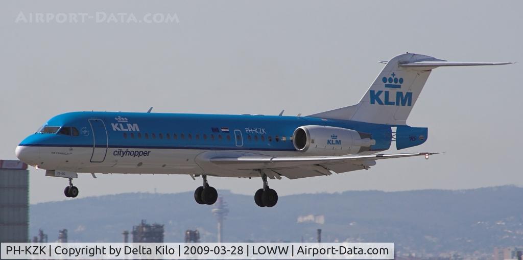 PH-KZK, 1997 Fokker 70 (F-28-0070) C/N 11581, KLM