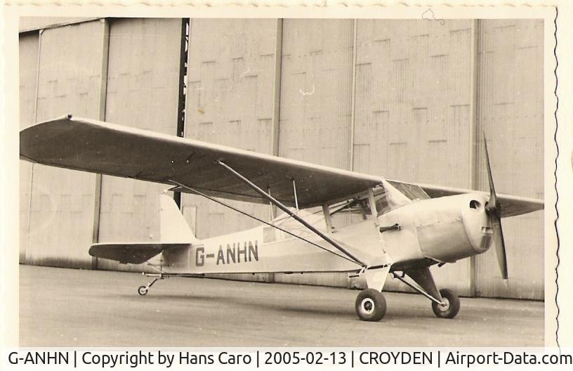 G-ANHN, Taylorcraft G Auster 4 C/N 900, G-ANHN before flight to Bonn-Hangelar (Germany)