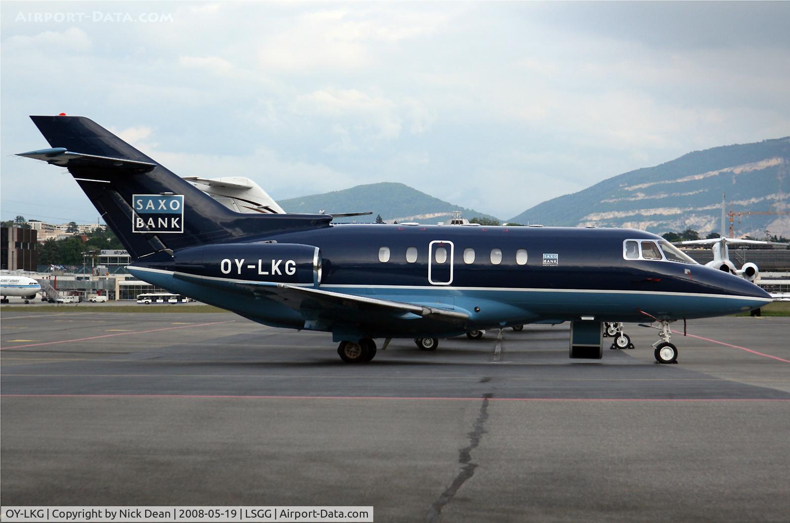 OY-LKG, 1997 Raytheon Hawker 800XP C/N 258345, LSGG