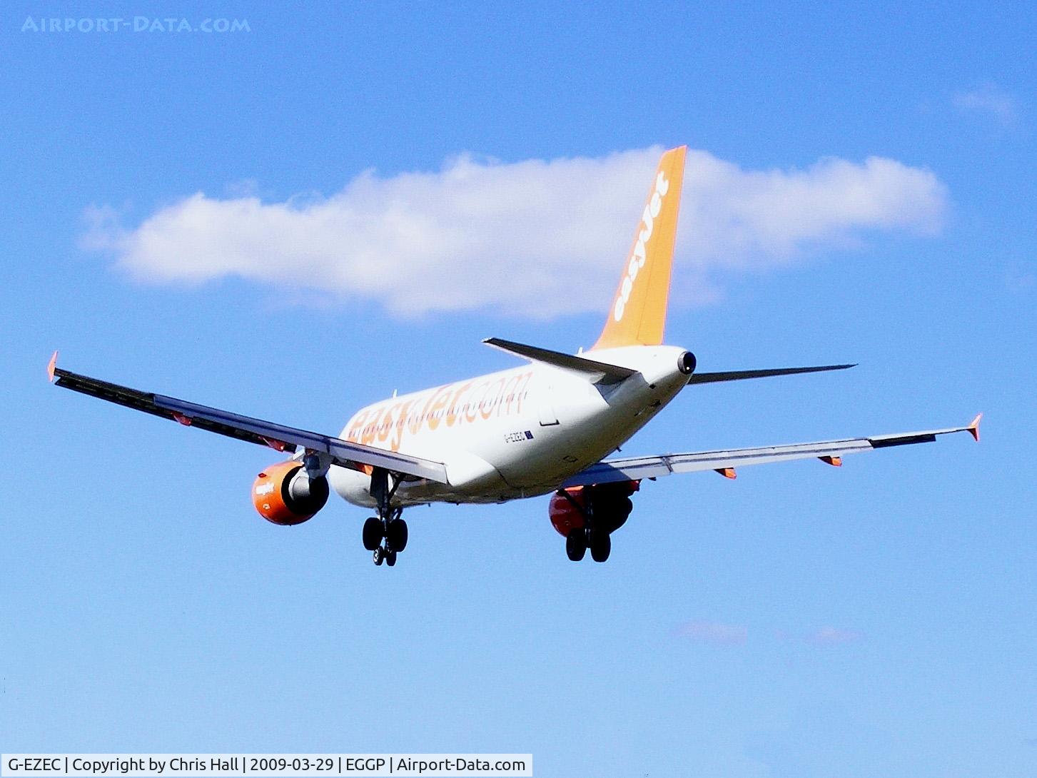 G-EZEC, 2004 Airbus A319-111 C/N 2129, Easyjet