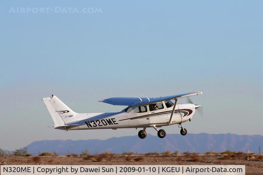 N320ME, 2000 Cessna 172S C/N 172S8565, C172