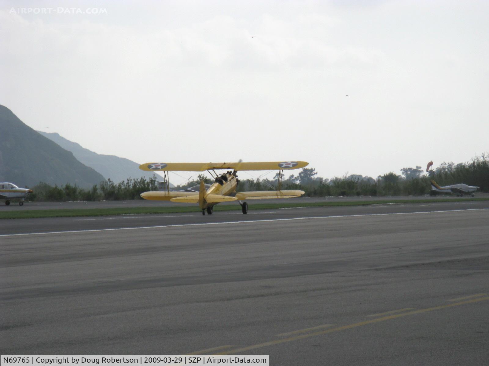 N69765, 1941 Boeing A75N1 (PT17) C/N 75-1044, 1941 Boeing Stearman A75N1 (PT-17 KAYDET) as N2S-1, Continental W670-5 220 Hp, easy takeoff using only about the last 1/5th of 2,665' Rwy 22