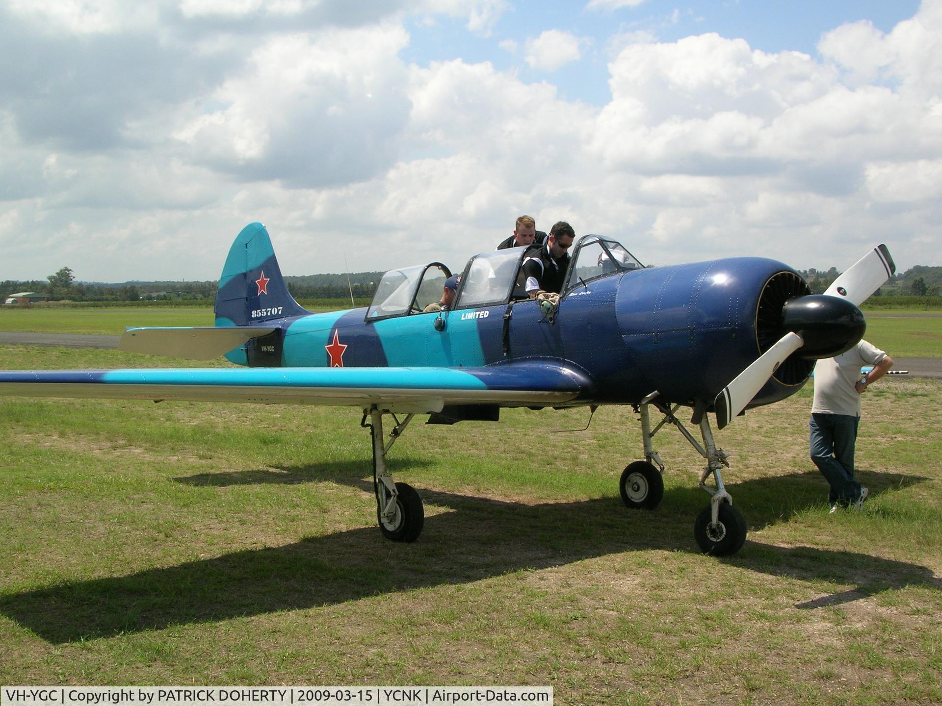 VH-YGC, 1985 Yakovlev Yak-52 C/N 855707, VH-YGC AT CESSNOCK, PILOT:MATTHEW DOHERTY