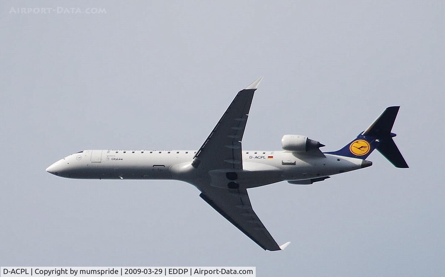 D-ACPL, 2002 Canadair CRJ-701ER (CL-600-2C10) Regional Jet C/N 10076, ...and a few minutes later up in the sky