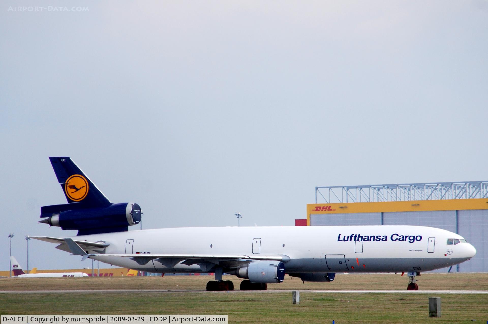 D-ALCE, 1998 McDonnell Douglas MD-11F C/N 48785, Cargo-Beauty on a lazy sunday afternoon