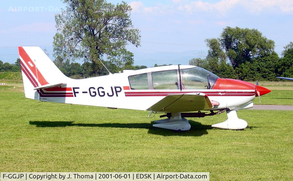 F-GGJP, Robin DR-400-180 Regent C/N 1811, Robin DR400-180
