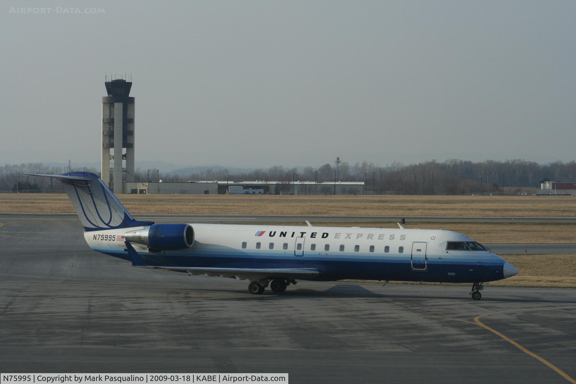N75995, 1999 Bombardier CRJ-200ER (CL-600-2B19) C/N 7361, CL-600-2B19