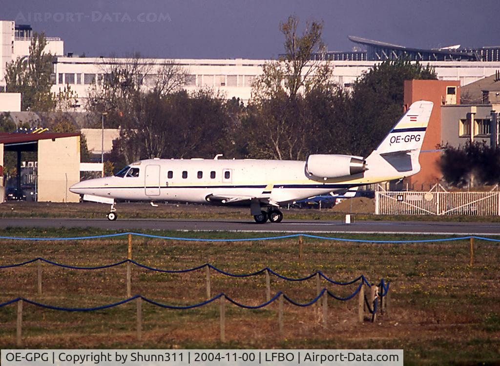 OE-GPG, 1999 Israel Aircraft Industries IAI-1125 Astra SPX C/N 115, Ready for departure rwy 32R