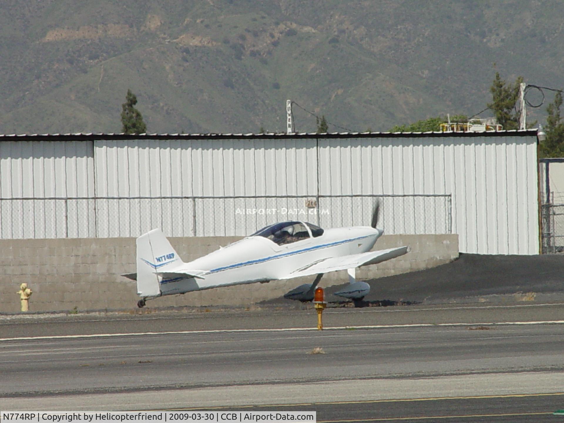 N774RP, 2000 Vans RV-6 C/N 25205, Taxiing to runway
