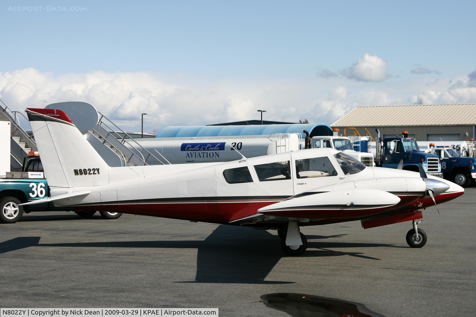 N8022Y, 1966 Piper PA-30 Twin Comanche C/N 30-1097, KPAE