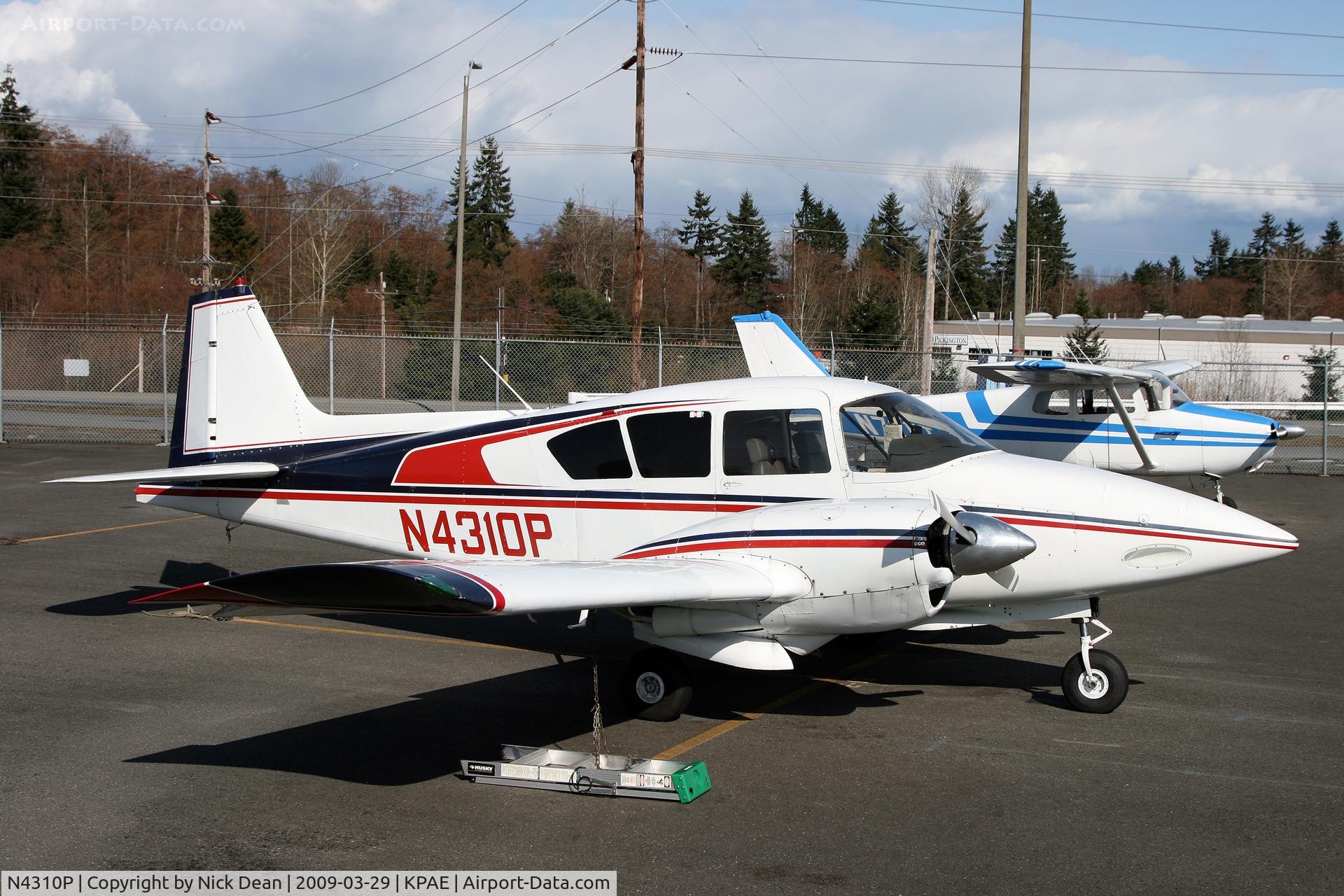 N4310P, 1959 Piper PA-23-160 Apache C/N 23-1811, KPAE