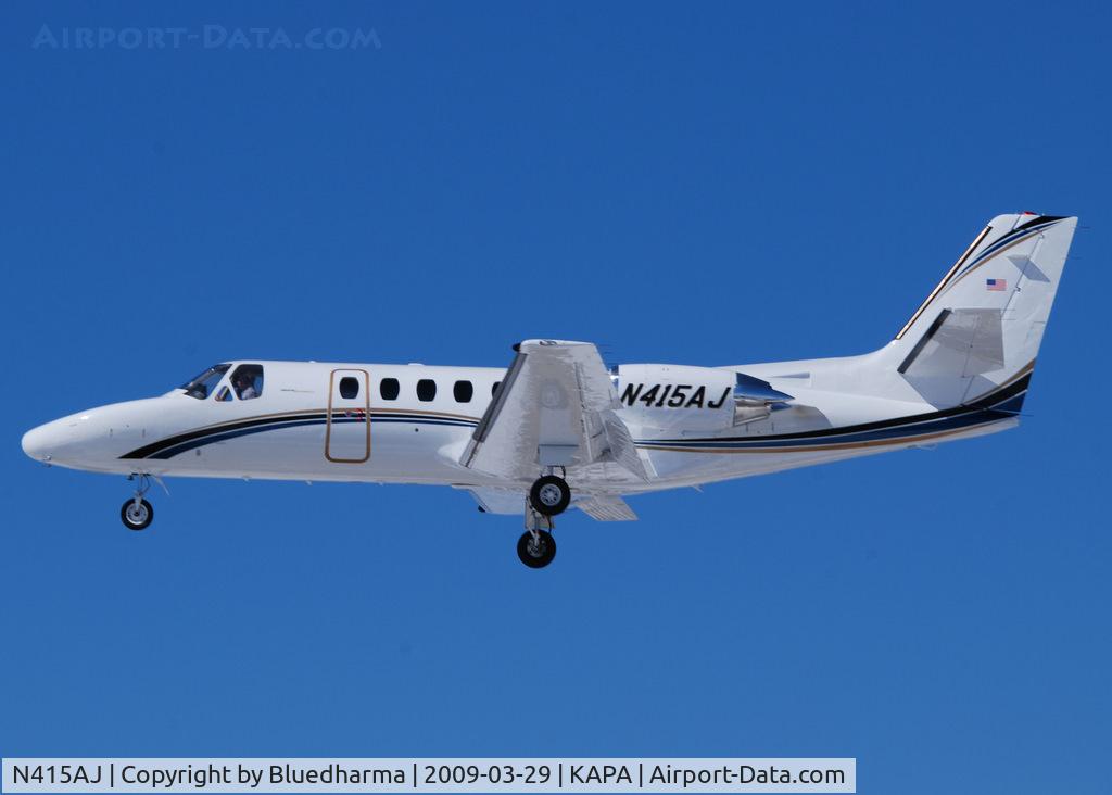 N415AJ, 1990 Cessna 550 Citation II C/N 5500600, On final approach to 17L.