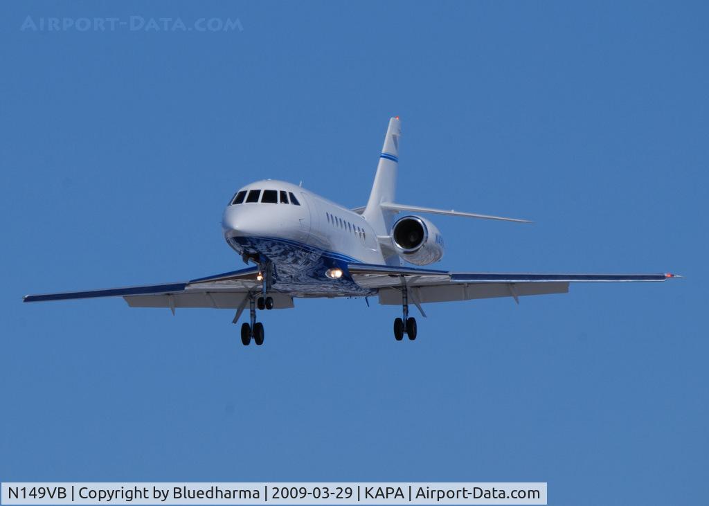 N149VB, 1997 Dassault Falcon 2000 C/N 53, On final approach to 17L.
