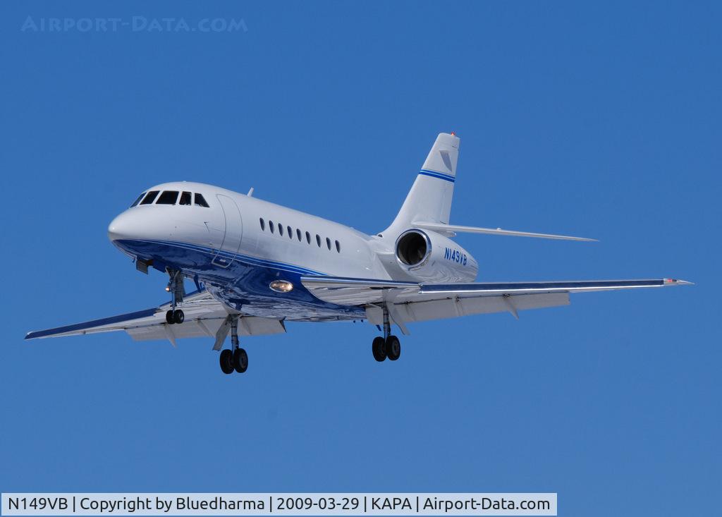 N149VB, 1997 Dassault Falcon 2000 C/N 53, On final approach to 17L.