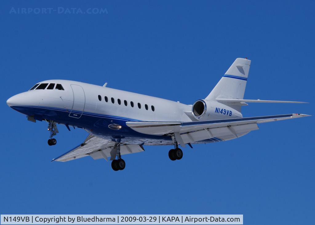 N149VB, 1997 Dassault Falcon 2000 C/N 53, On final approach to 17L.