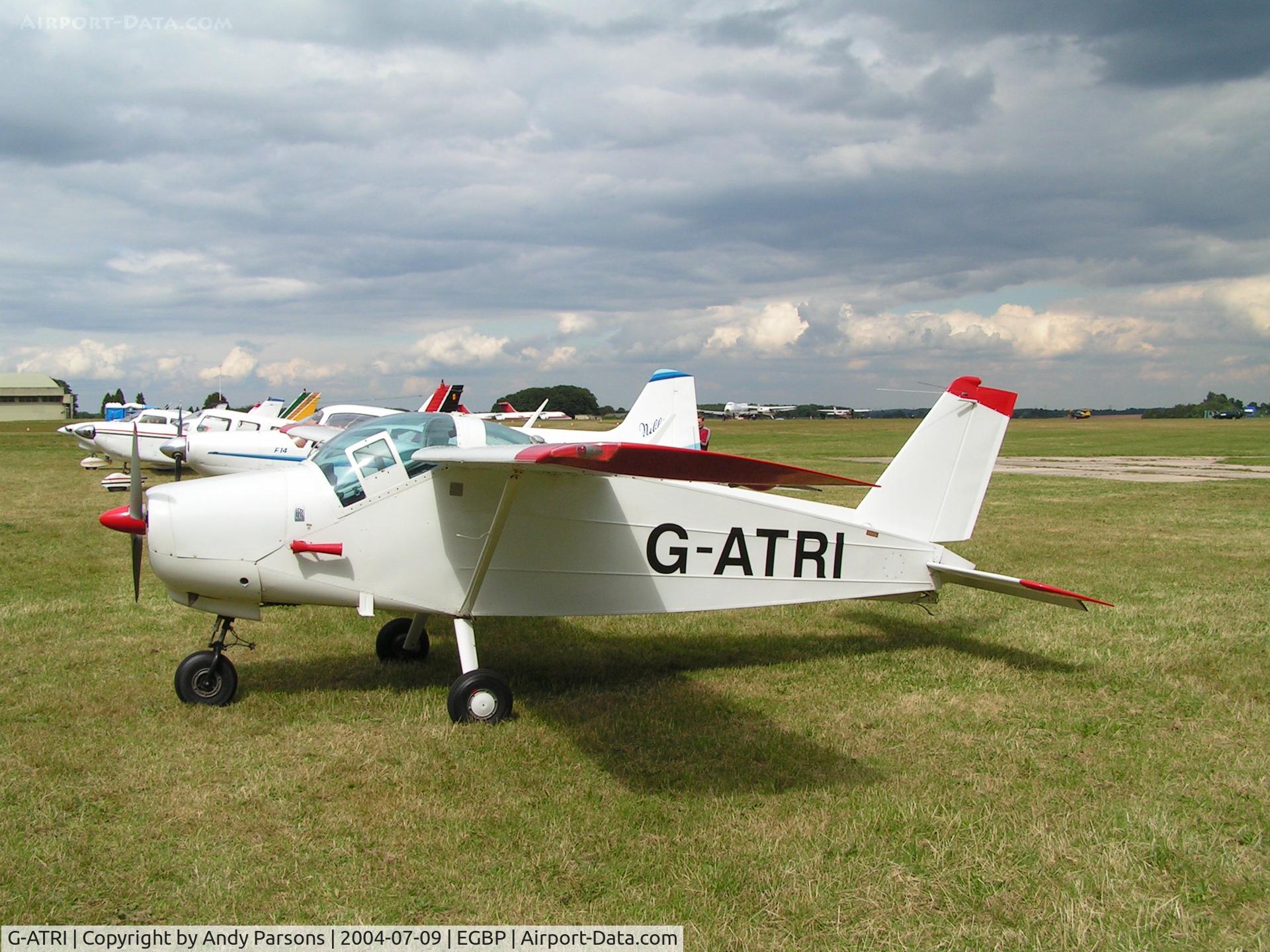 G-ATRI, 1966 Bolkow Bo-208C Junior C/N 602, AT kemble PFA Rallye 2004