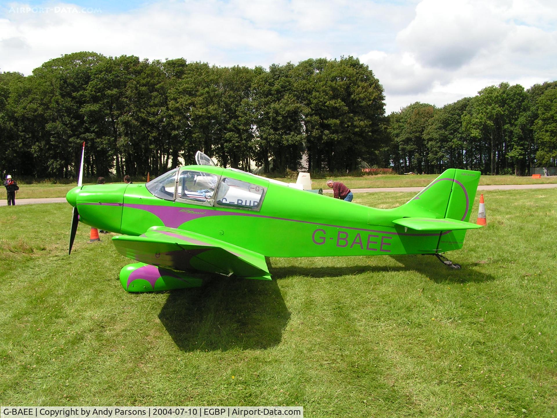 G-BAEE, 1964 CEA Jodel DR.1050-M1 Sicile Record C/N 579, Not so sure of the colour scheme!!!!!