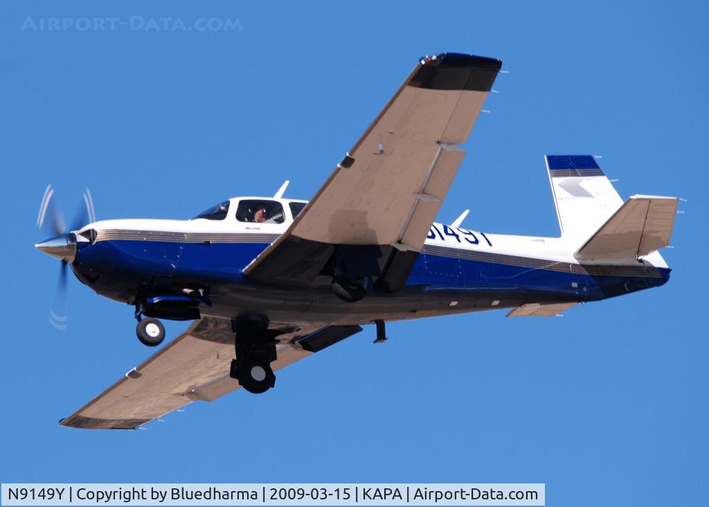 N9149Y, Mooney M20M Bravo C/N 27-0112, On final approach to 17L.