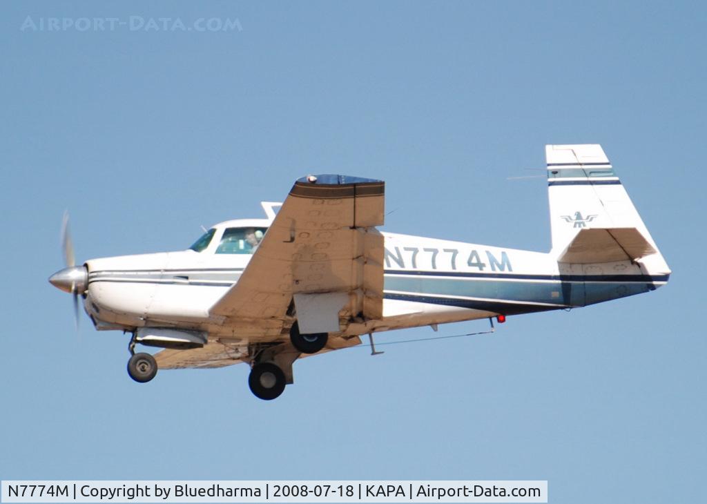 N7774M, 1974 Mooney M20C Ranger C/N 20-0020, On final approach to 17L.