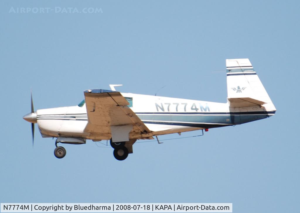 N7774M, 1974 Mooney M20C Ranger C/N 20-0020, On final approach to 17L.