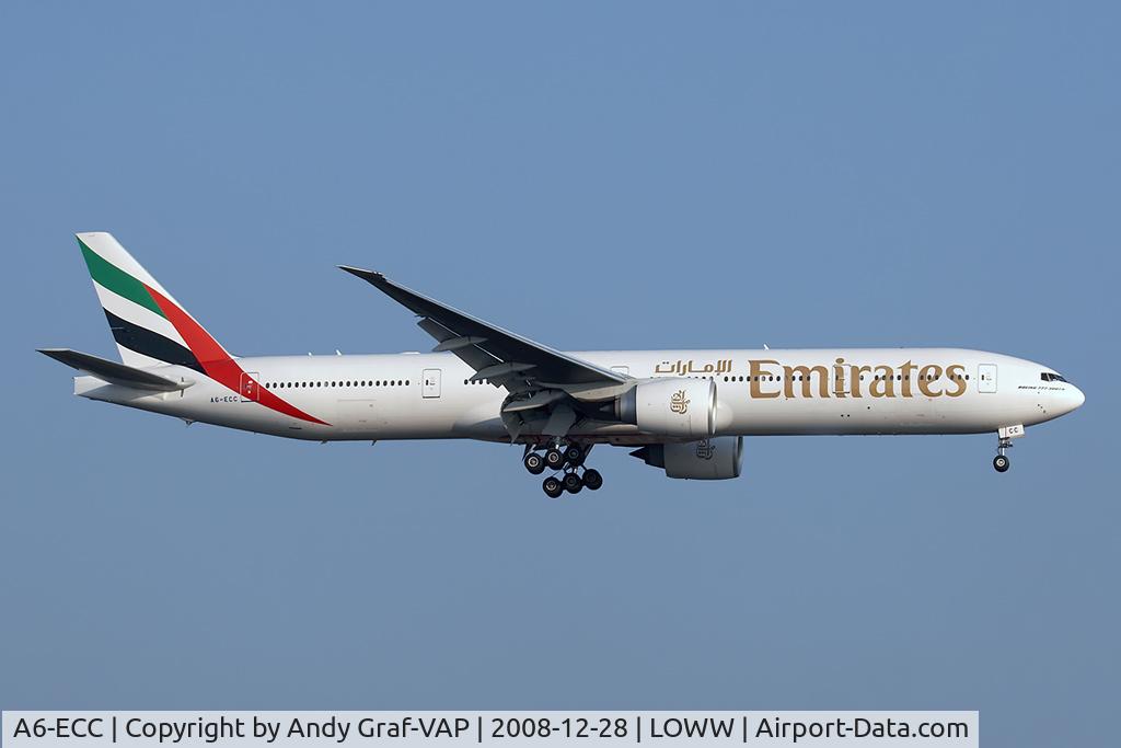 A6-ECC, 2007 Boeing 777-36N/ER C/N 33865, Emirates 777-300