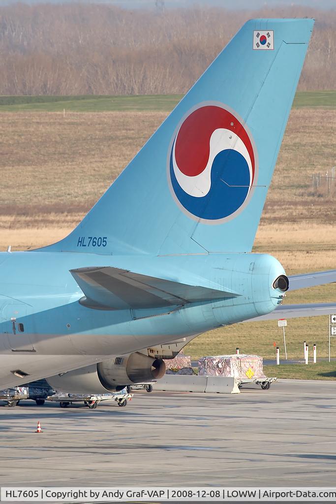 HL7605, 2006 Boeing 747-4B5ERF C/N 35526, Korean Air 747-400