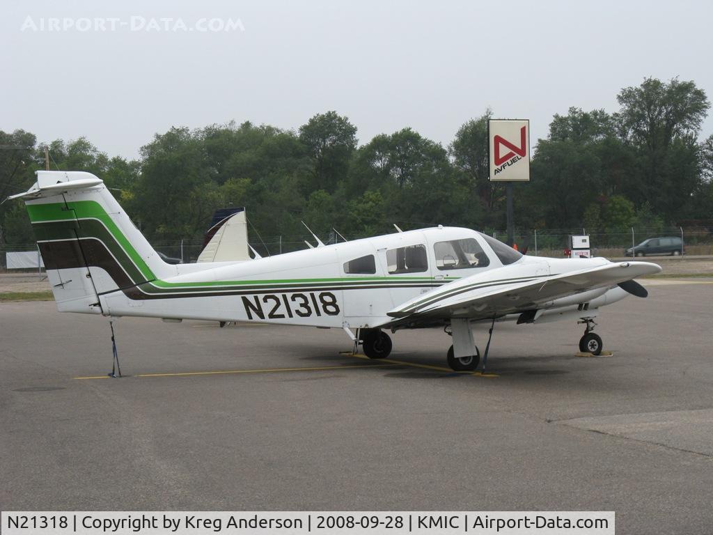 N21318, 1978 Piper PA-44-180 Seminole C/N 44-7995046, First visit to MIC...thanks Adam!