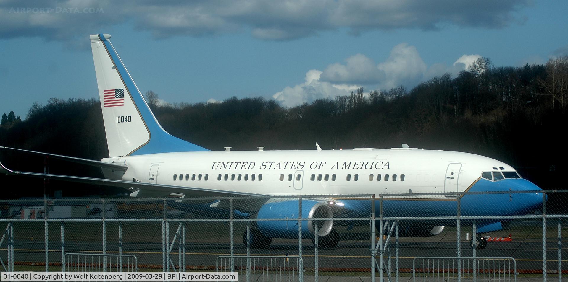 01-0040, 2000 Boeing C-40B (737-7DM BBJ) C/N 29971, previously registered as N371BJ