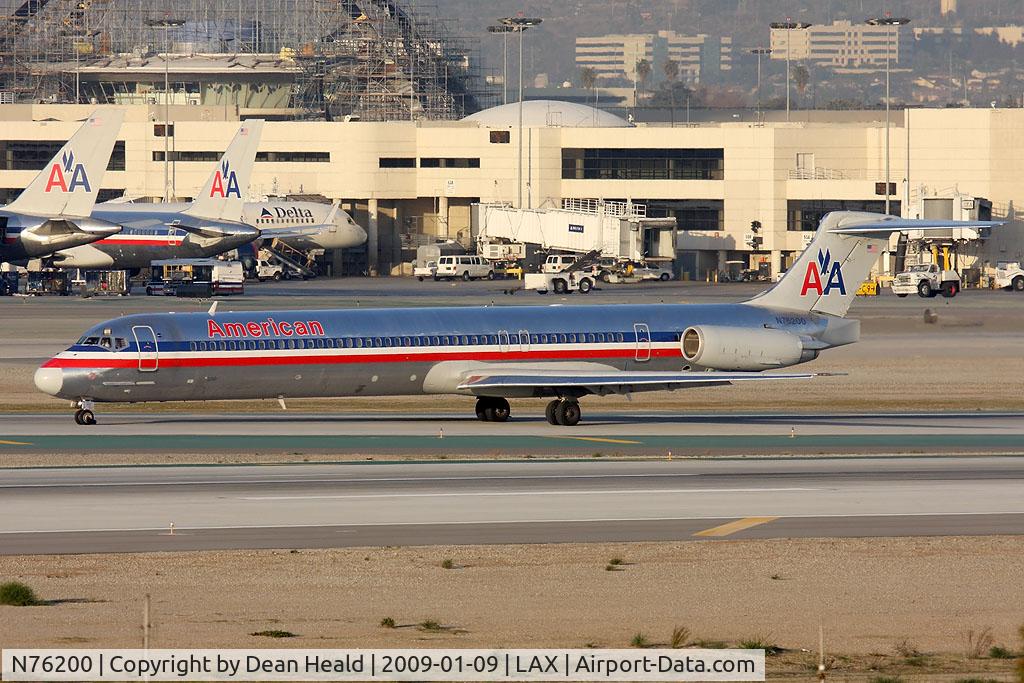 N76200, 1992 McDonnell Douglas MD-83 (DC-9-83) C/N 53290, American Airlines N76200 (FLT AAL1345) holding short of RWY 25R after arrival from Chicago O'Hare Int'l (KORD) on RWY 25L.