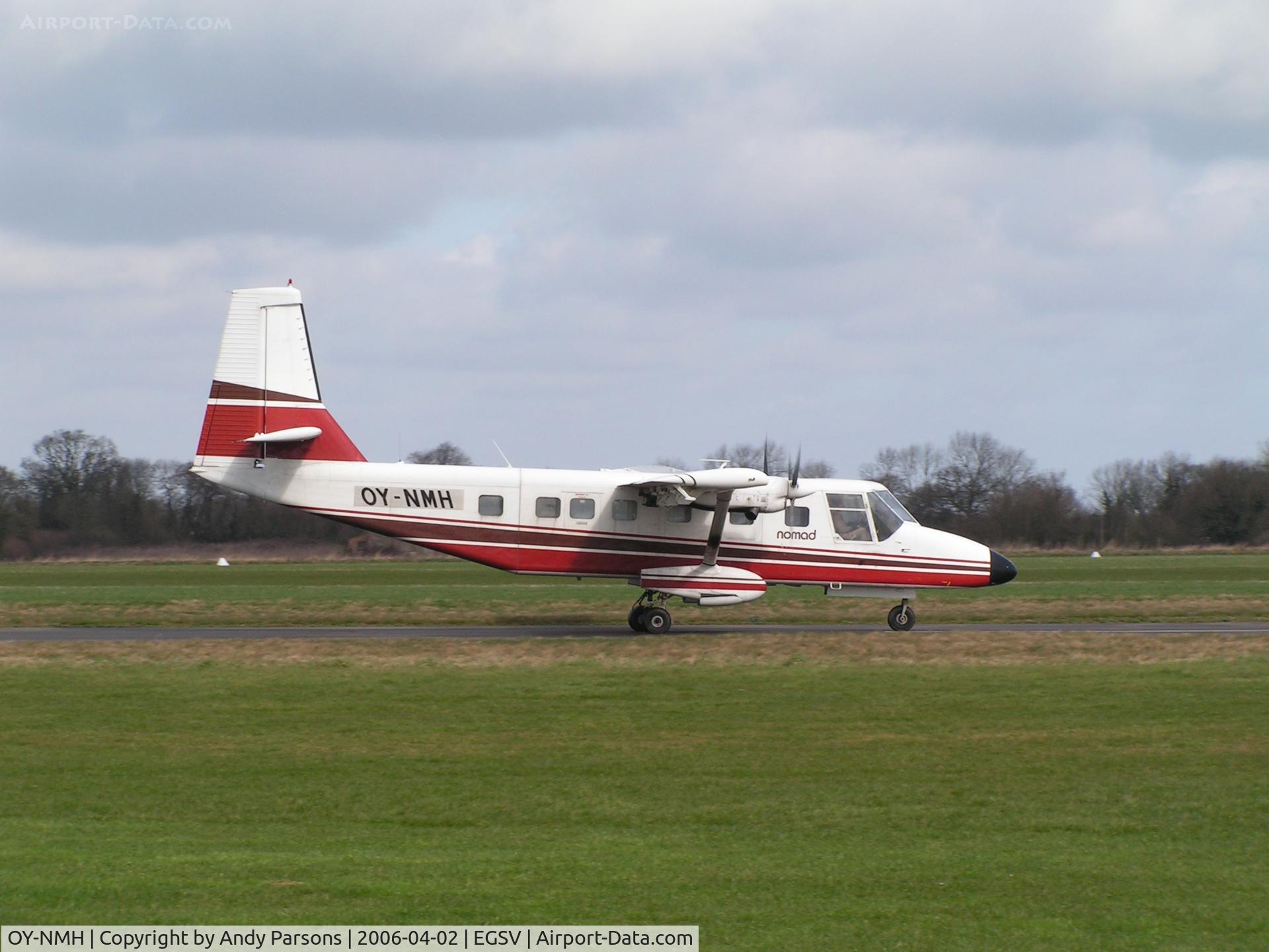 OY-NMH, 1979 GAF N24A Nomad C/N N24A-74FA, Para Dorpping at Old Buckenham