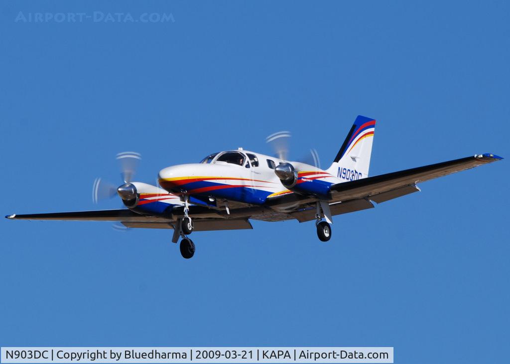N903DC, 1978 Cessna 441 Conquest II C/N 441-0061, On final approach to 17L.