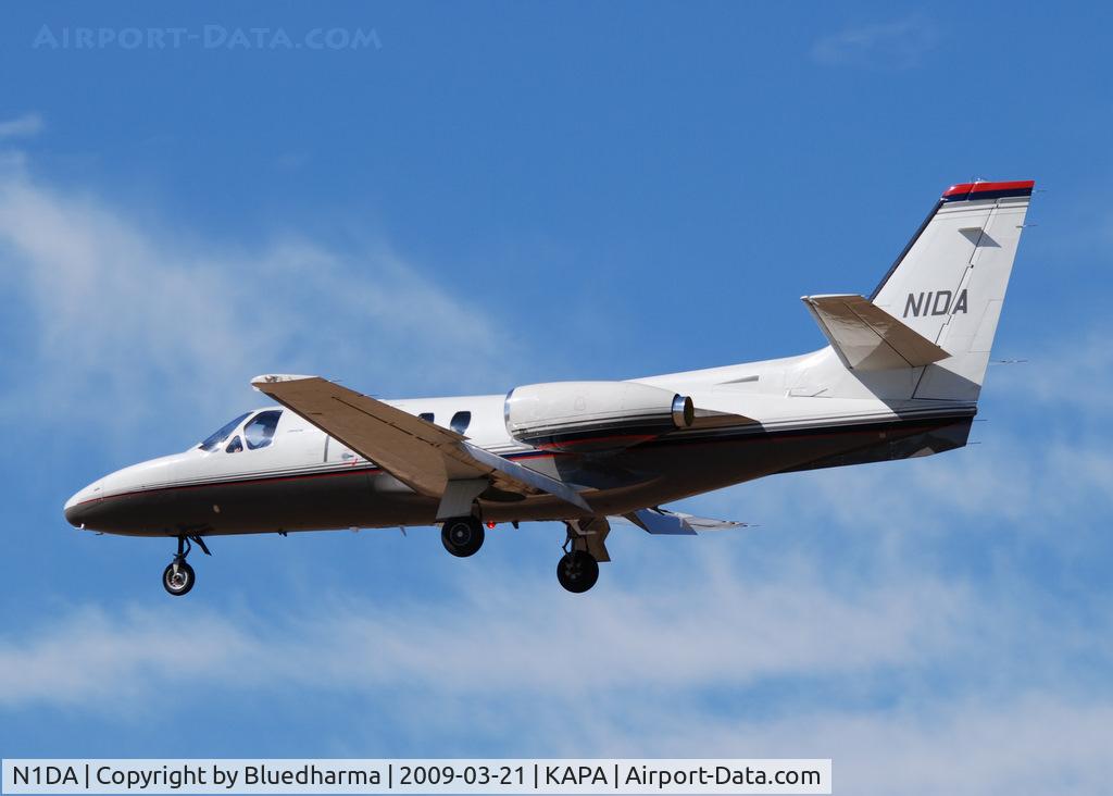 N1DA, Cessna 500 Citation C/N 500-0288, On final approach to 17L.