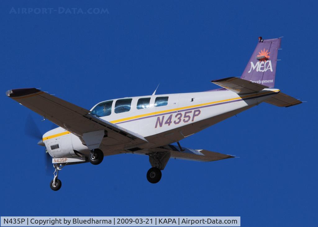 N435P, 1992 Beech A36 Bonanza 36 C/N E-2718, On final approach to 17L.