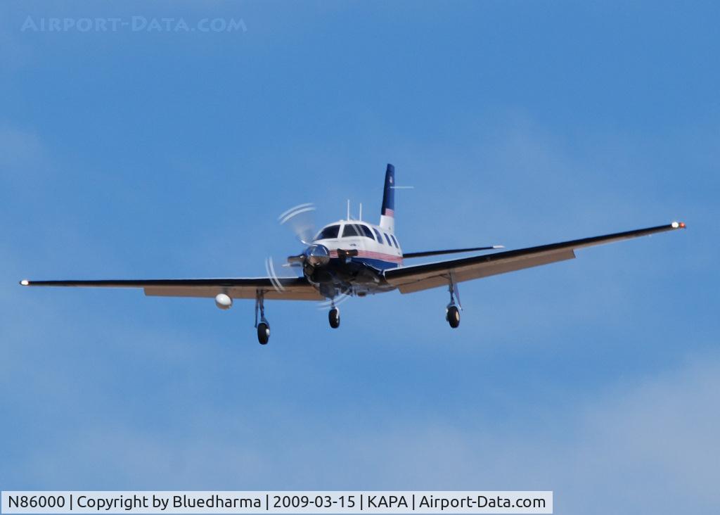 N86000, 1996 Piper PA-46-350P Malibu Mirage C/N 4636046, On final approach to 17L.